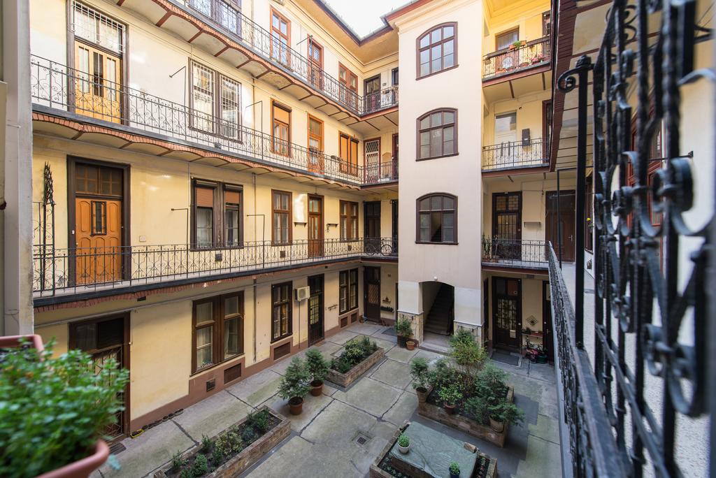 Oasis Apartments - Budapest City Park Exterior photo